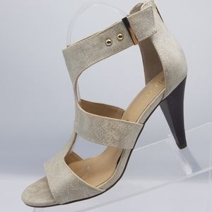 UNISA Cream Metallic Dress Sandals Back Zipper  8M